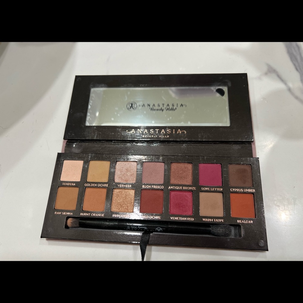 Anastasia Beverly Hills Eye Shadow Palette